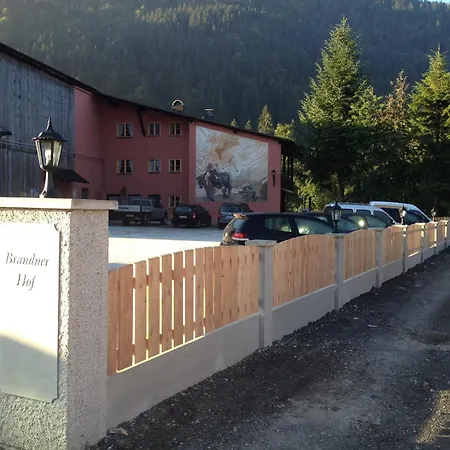 イン ゲステハウス ブランドナーホフ 3*